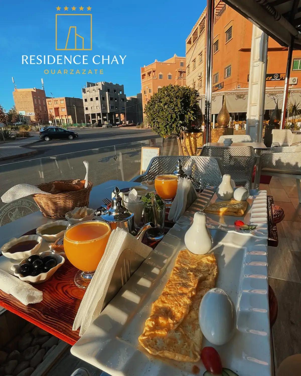 Chay - Appartements A Ouarzazate Esterno foto