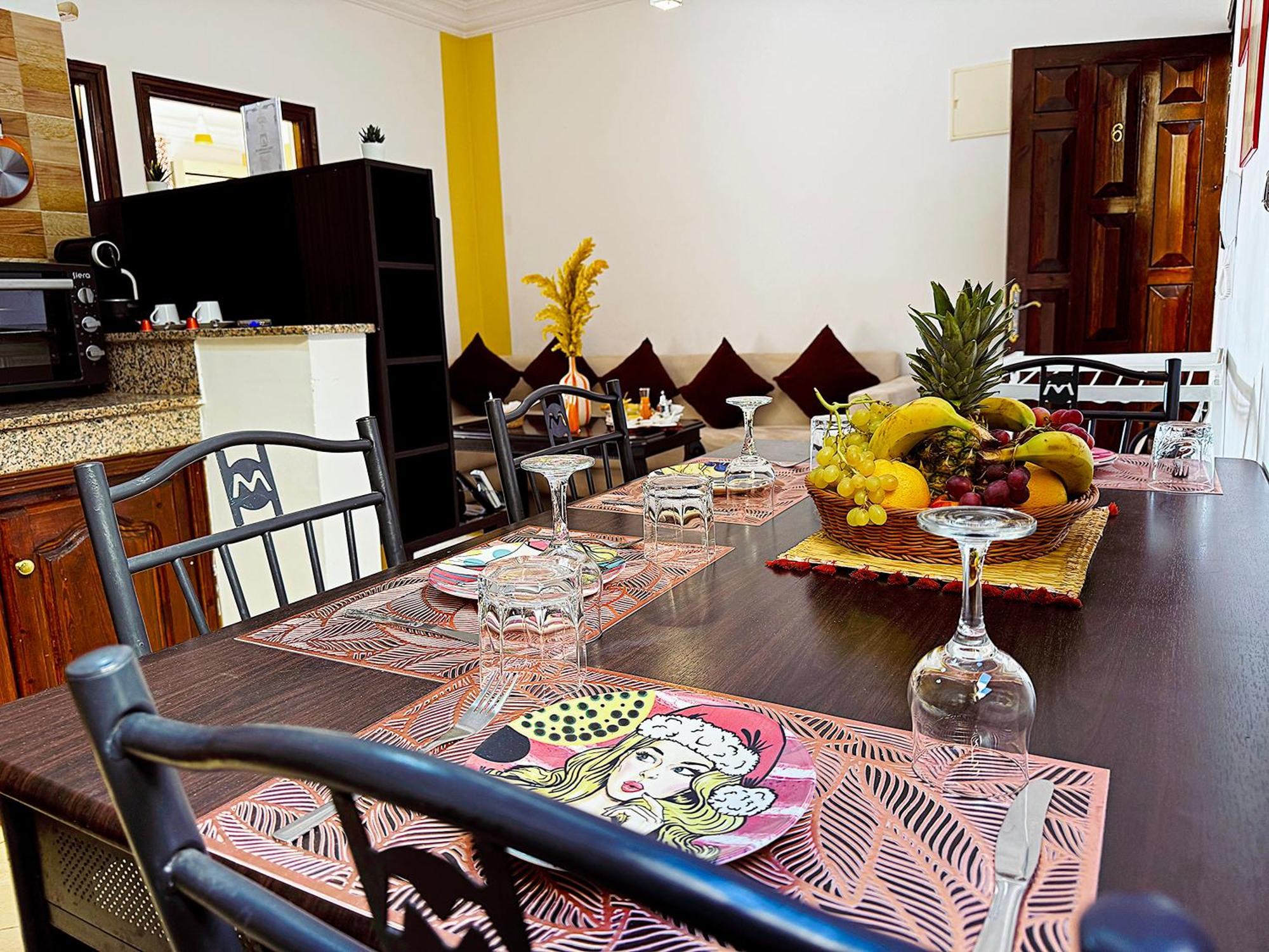 Chay - Appartements A Ouarzazate Esterno foto