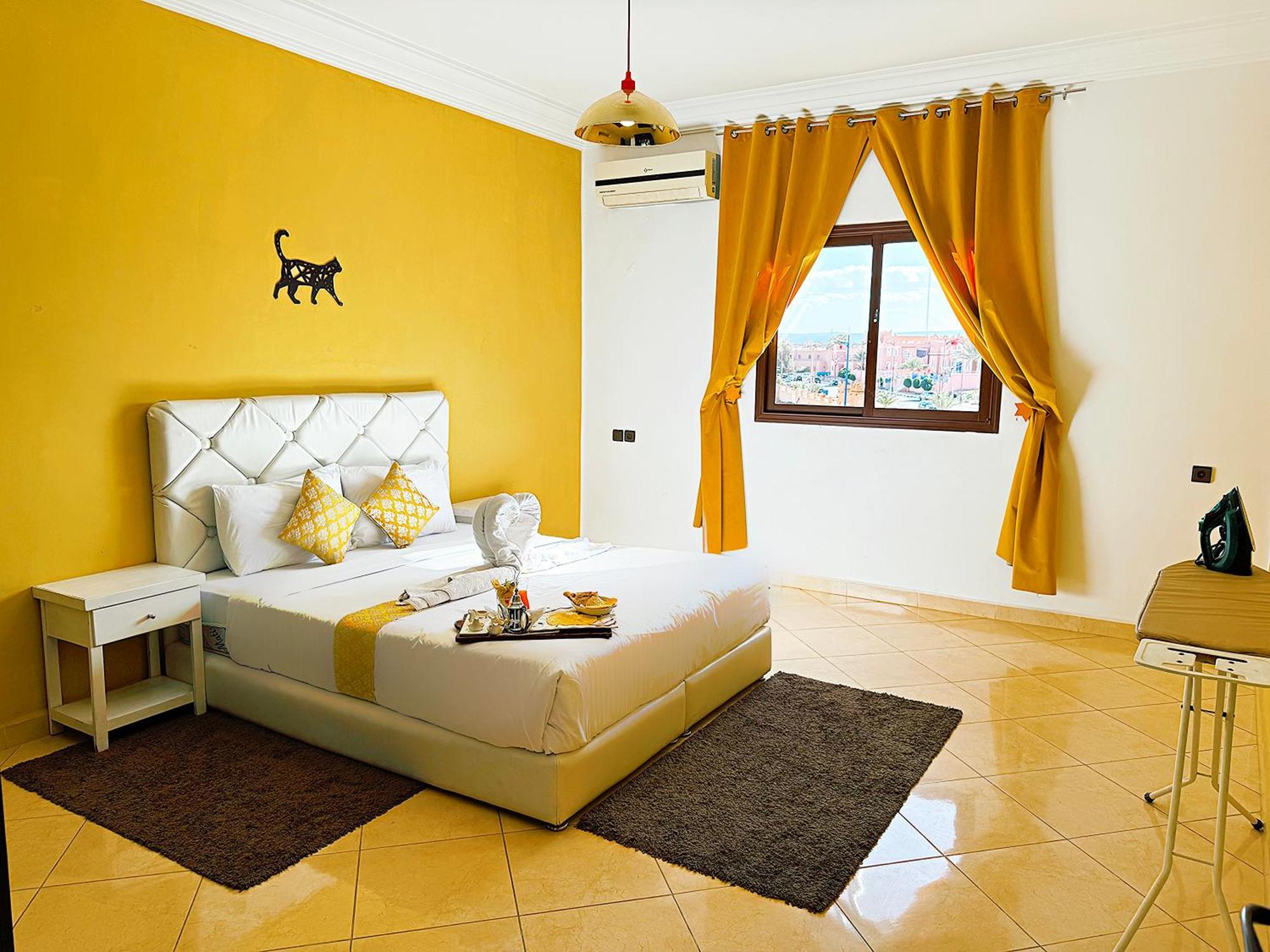 Chay - Appartements A Ouarzazate Esterno foto
