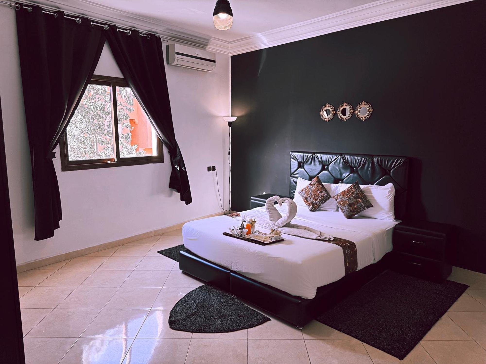 Chay - Appartements A Ouarzazate Esterno foto