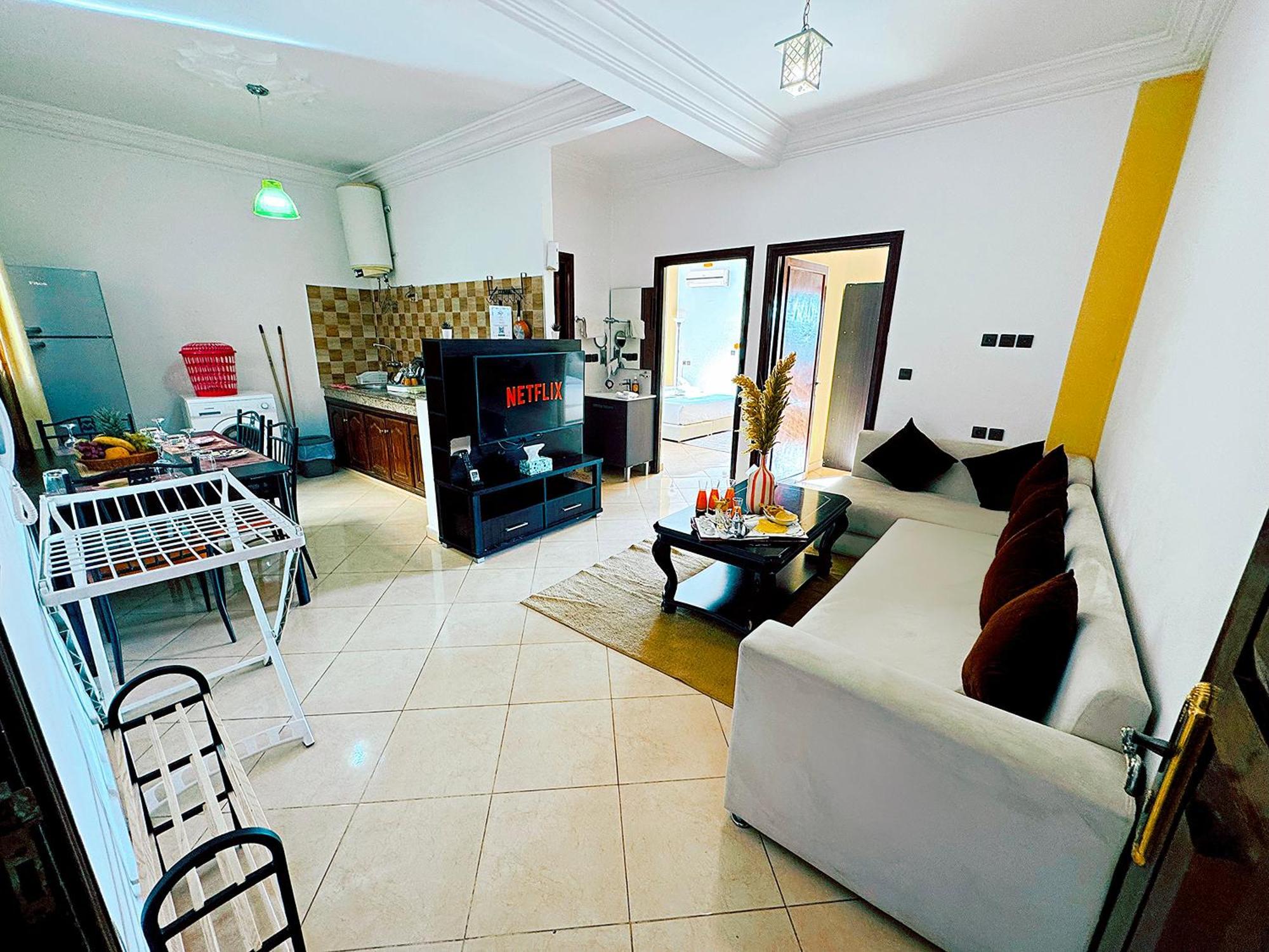 Chay - Appartements A Ouarzazate Esterno foto