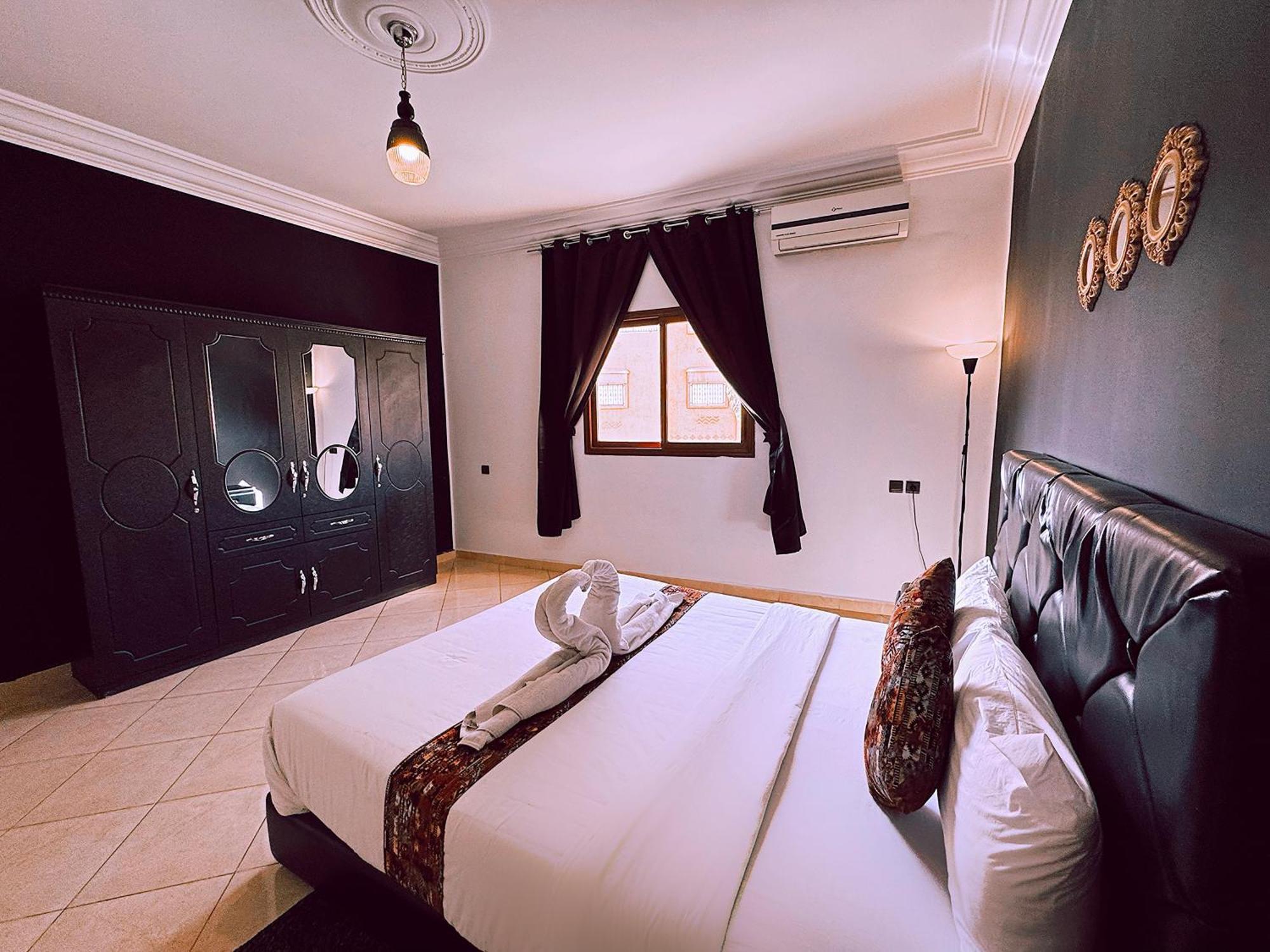 Chay - Appartements A Ouarzazate Esterno foto